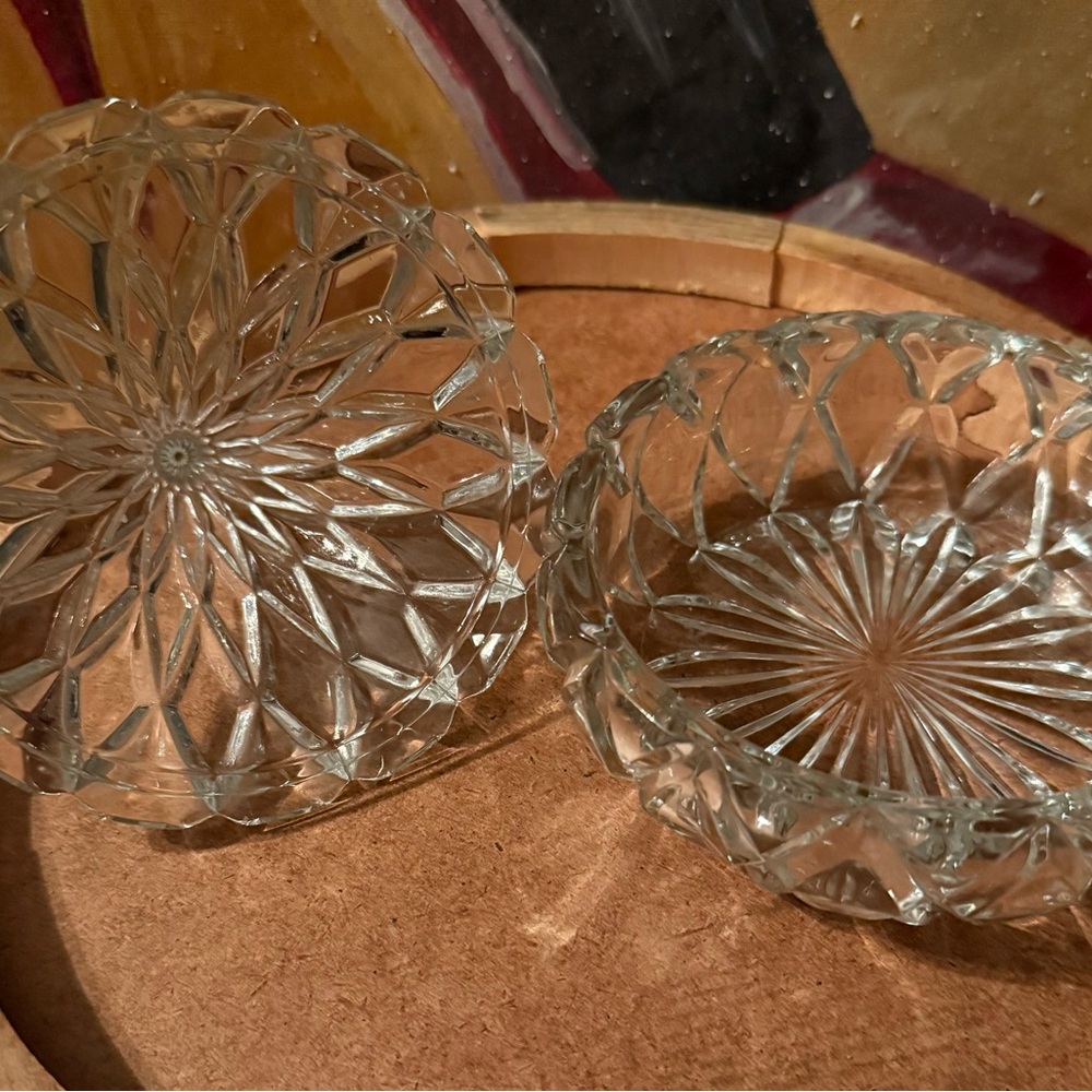 Vintage Elegant Crystal Hersheys kiss candy dish - Picture 3 of 4